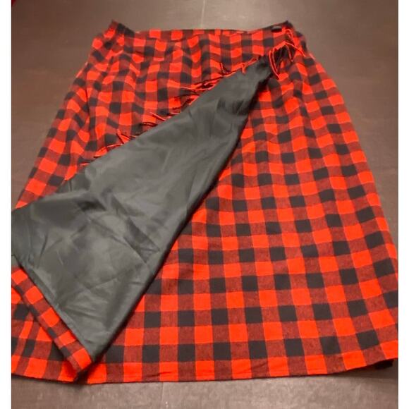 Buffalo Plaid Wool Blend Red Black Wrap Skirt Size 20 *FLAW* Cabincore Fall - Picture 5 of 10